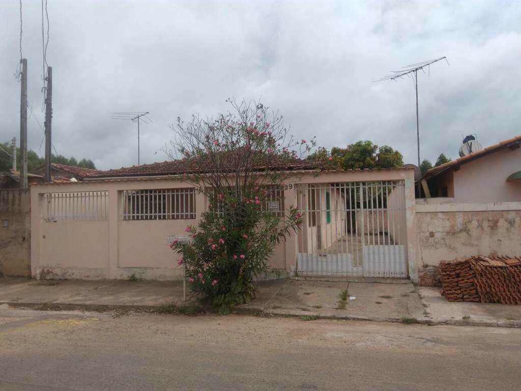 Casa em Agudos, no bairro Cohab IV