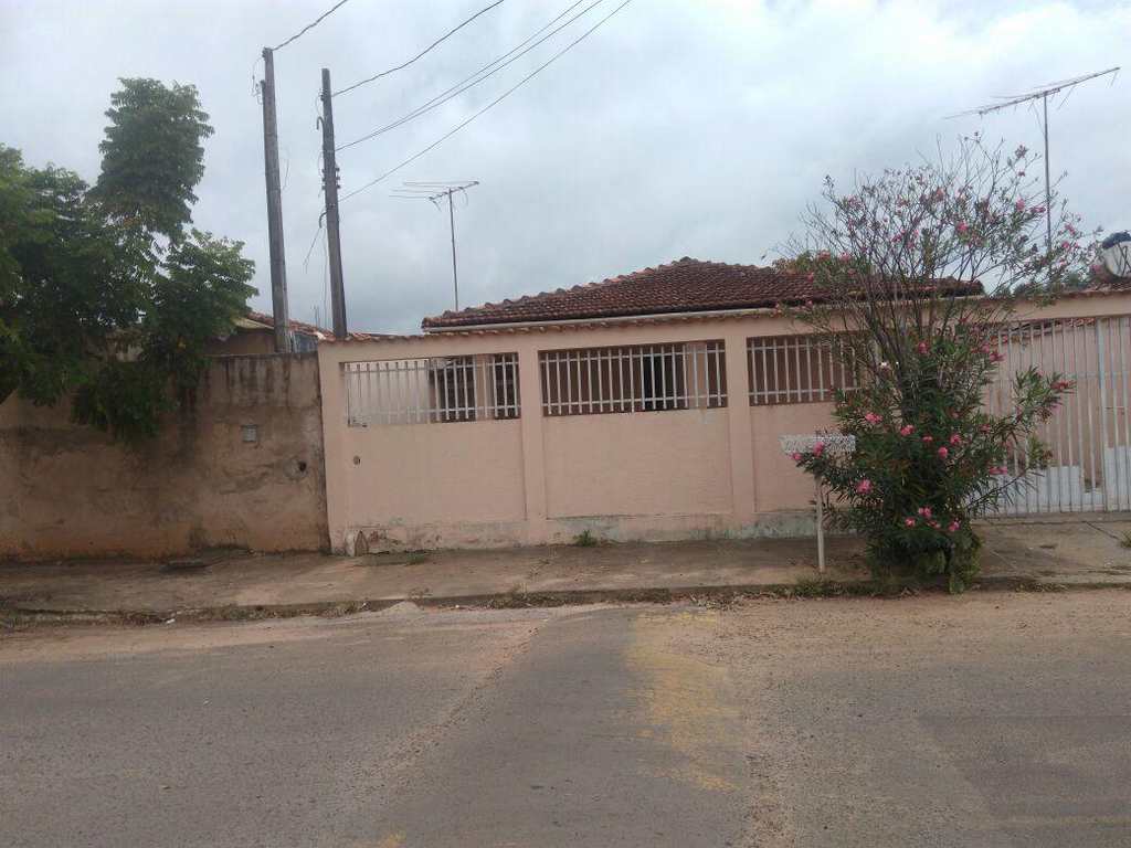 Casa em Agudos, no bairro Cohab IV