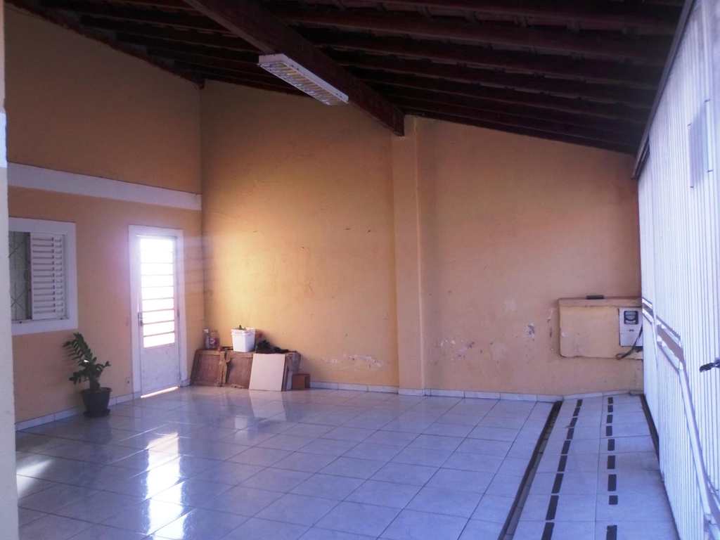 Casa em Agudos, no bairro Jardim Santa Angelina