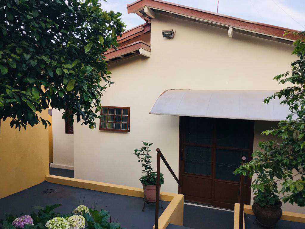 Casa em Agudos, no bairro Vila Santa Cecilia