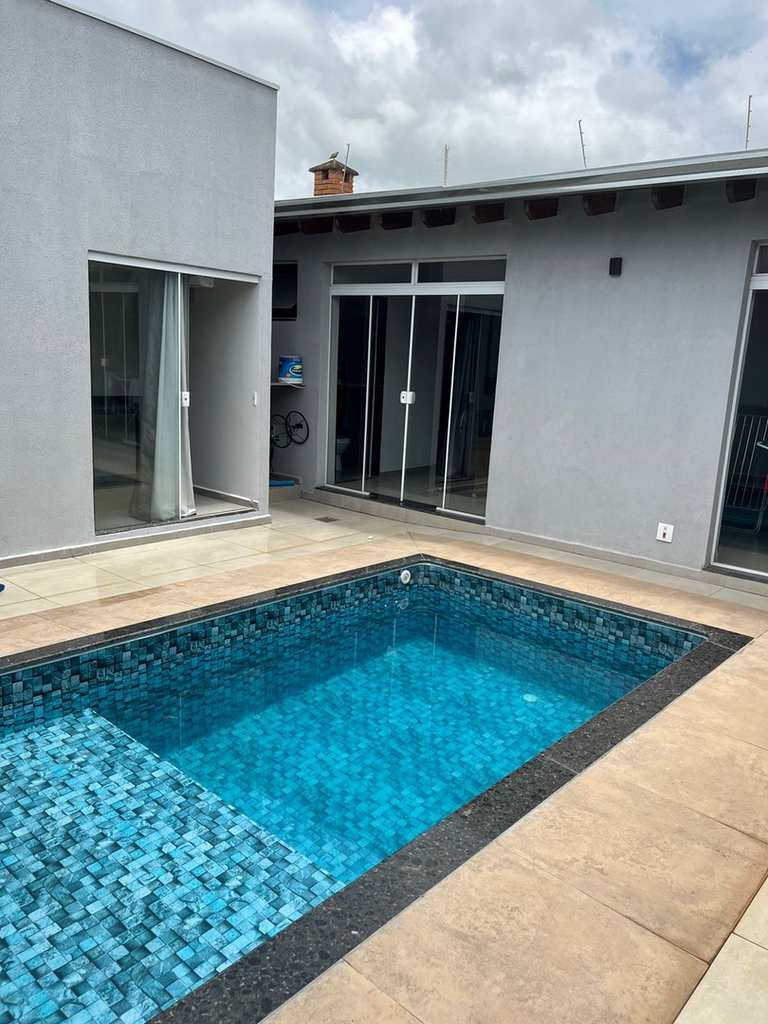 Casa em Agudos, no bairro Jardim Márcia II
