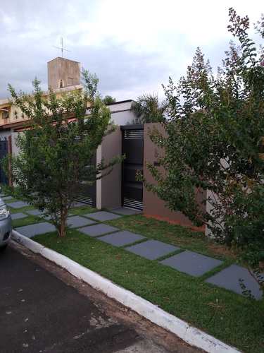Casa, código 2015 em Agudos, bairro Parque Esmeralda