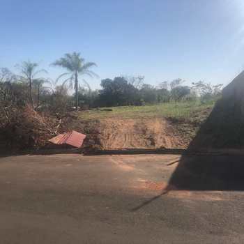 Terreno em Agudos, bairro Jardim Santa Cândida