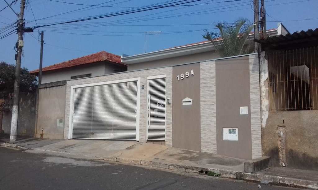 Casa em Agudos, no bairro Jardim São Vicente