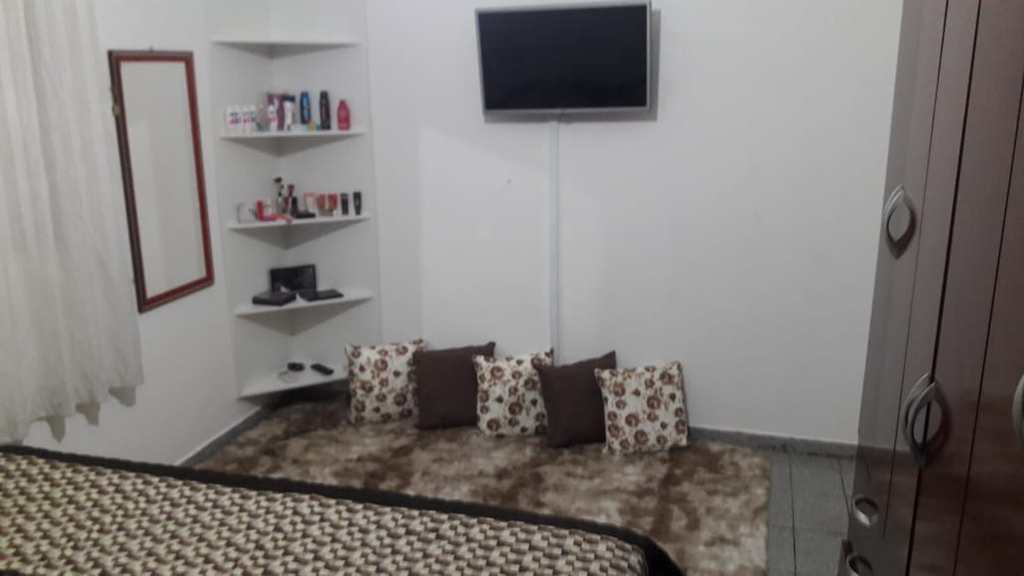 Casa em Agudos, no bairro Professor Simões