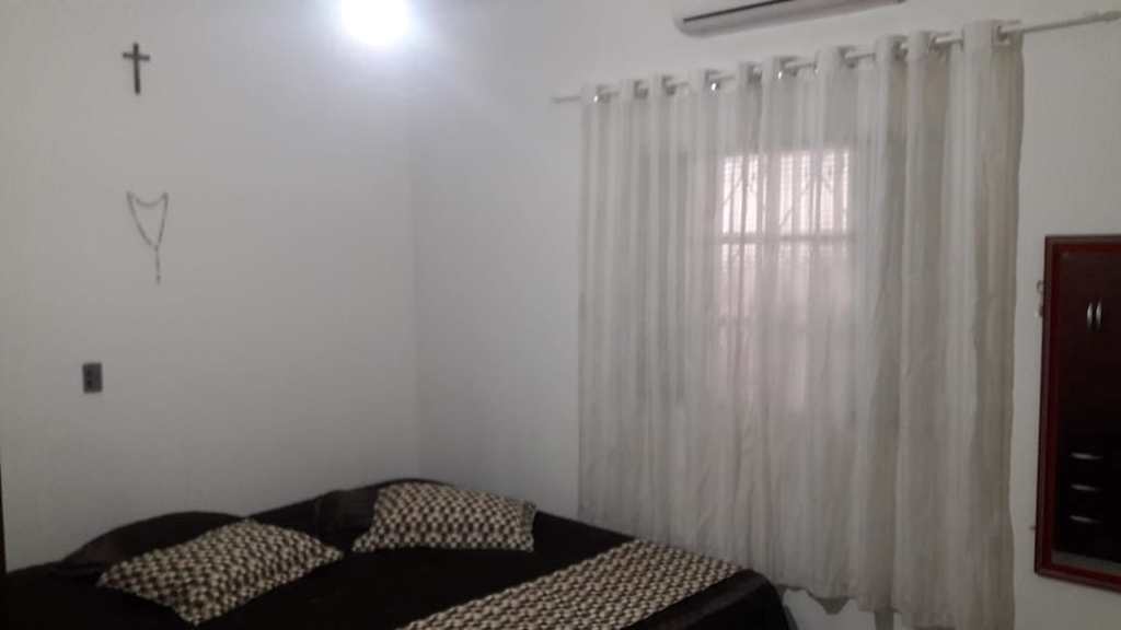 Casa em Agudos, no bairro Professor Simões