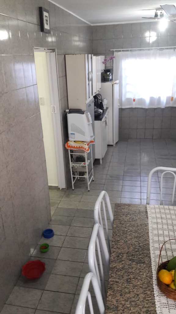 Casa em Agudos, no bairro Professor Simões