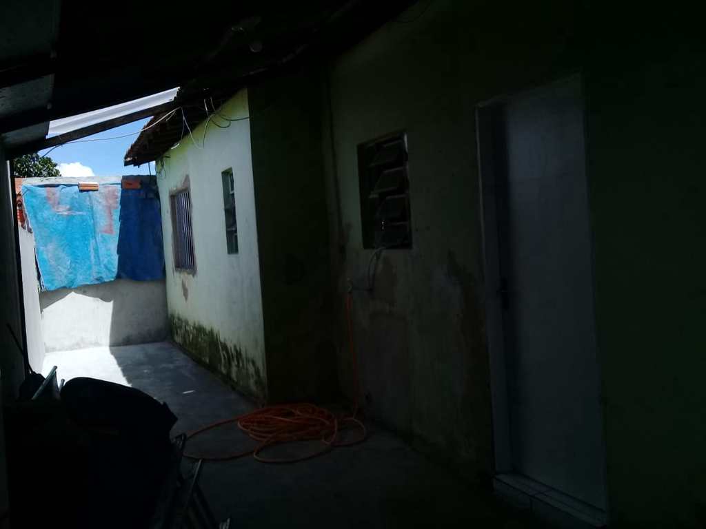 Casa em Agudos, no bairro Professor Simões