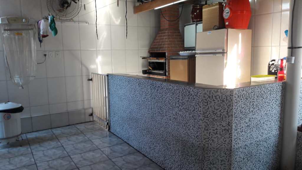 Casa em Agudos, no bairro Professor Simões