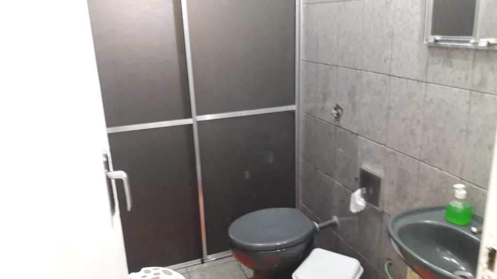 Casa em Agudos, no bairro Professor Simões