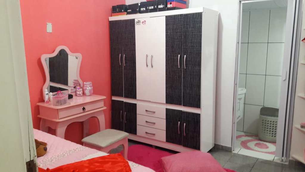Casa em Agudos, no bairro Professor Simões
