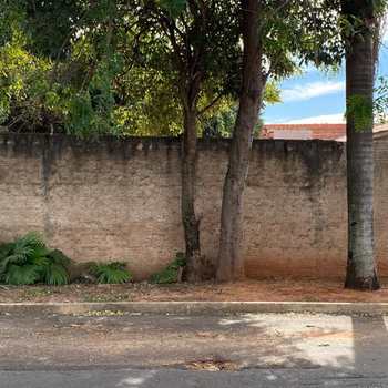 Terreno em Agudos, bairro Jardim Santa Cândida