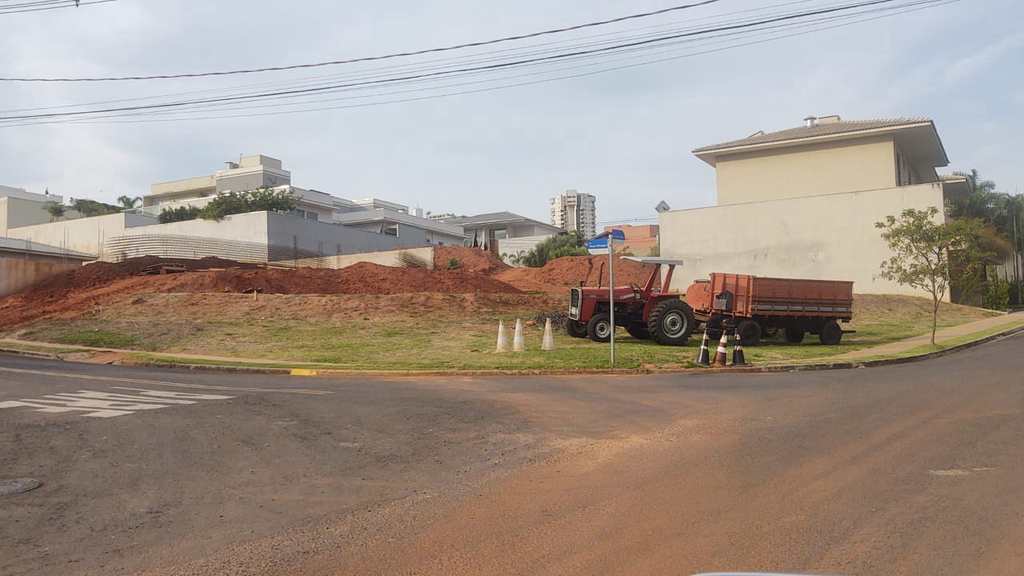 Terreno em Bauru, no bairro Residencial Jardim Estoril V