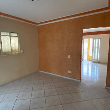 Casa em Agudos, bairro Professor Simões