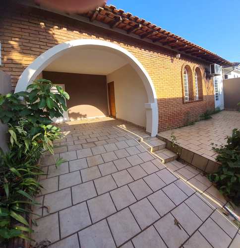 Casa, código 2498 em Agudos, bairro Centro