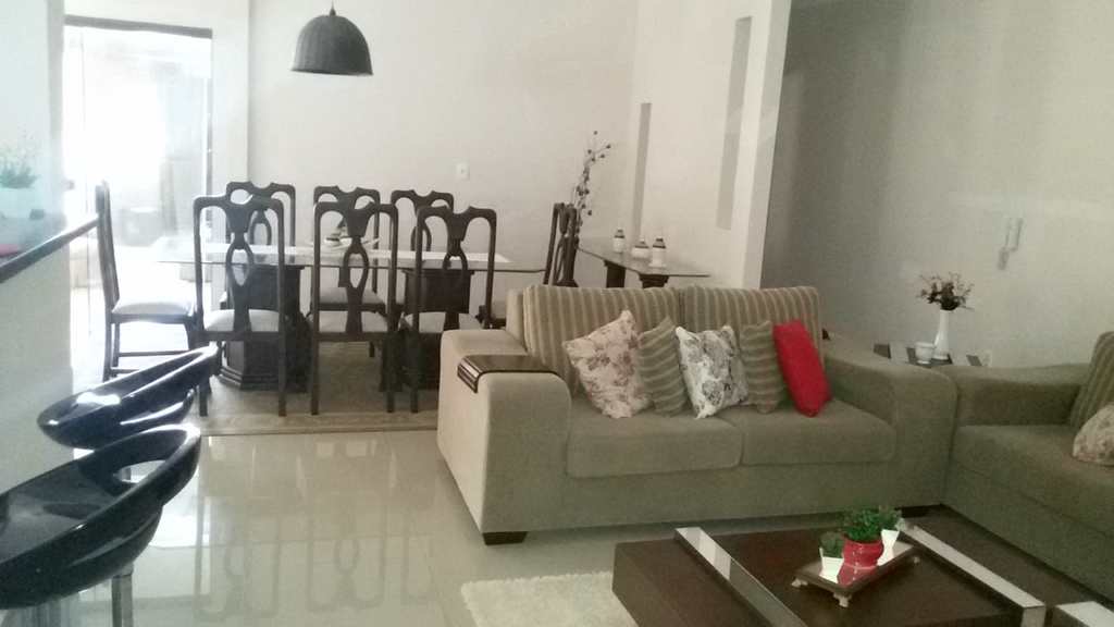 Casa em Agudos, no bairro Jardim Santa Cândida