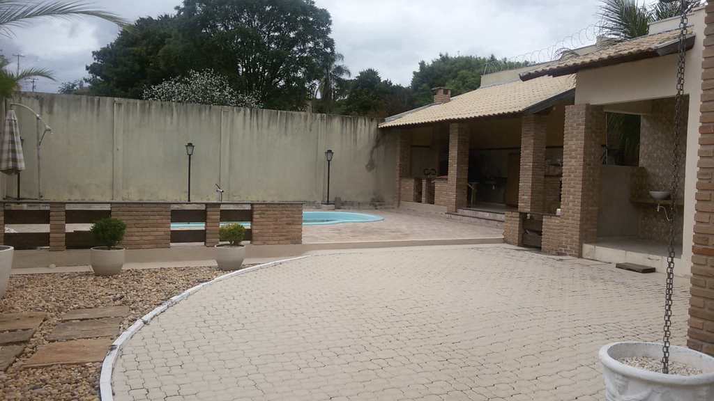 Casa em Agudos, no bairro Jardim Santa Cândida