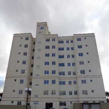 Apartamento em Agudos, bairro Centro