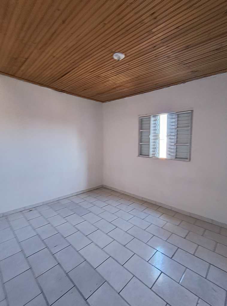 Casa em Agudos, no bairro Jardim Santa Angelina