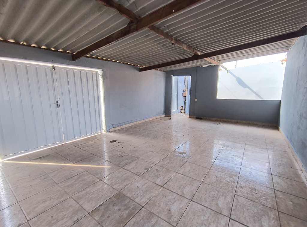 Casa em Agudos, no bairro Jardim Santa Angelina