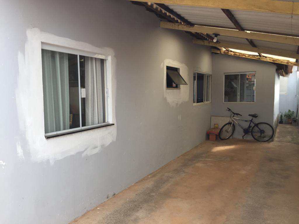 Casa em Agudos, no bairro Jardim Danúbio