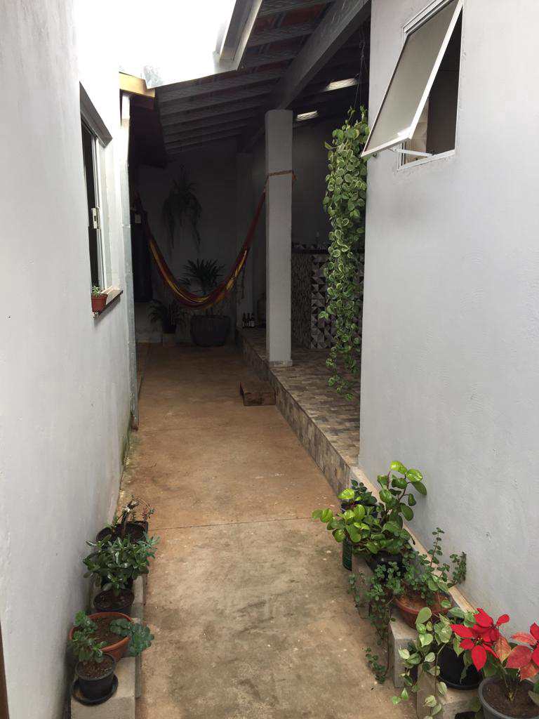 Casa em Agudos, no bairro Jardim Danúbio