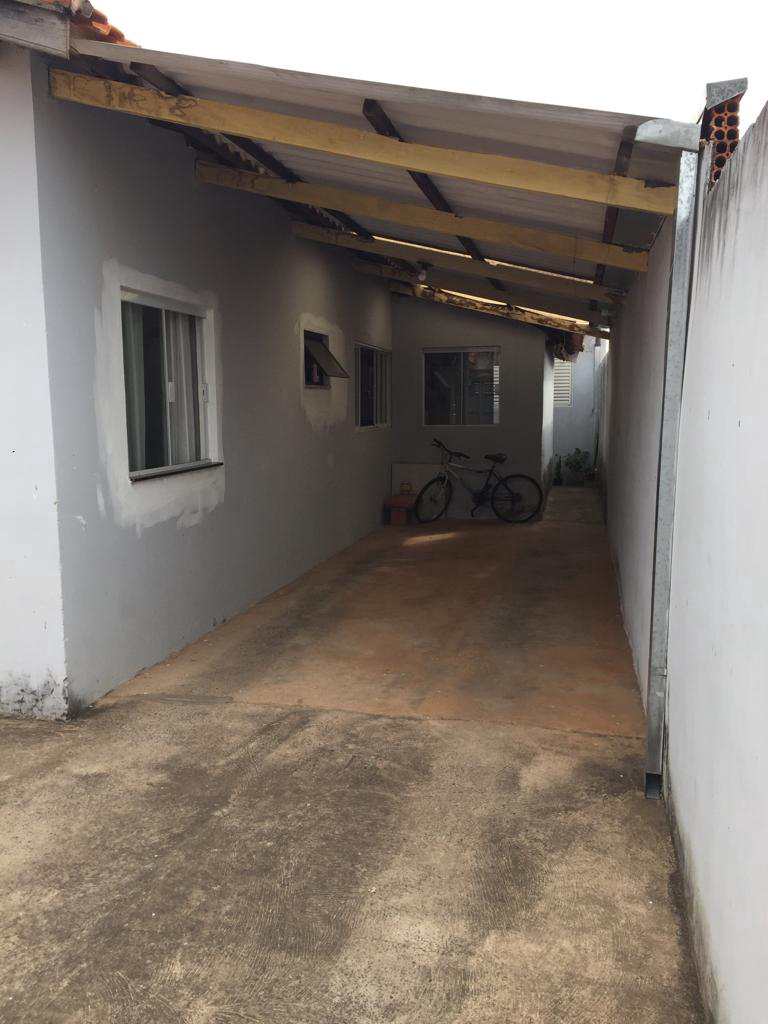 Casa em Agudos, no bairro Jardim Danúbio