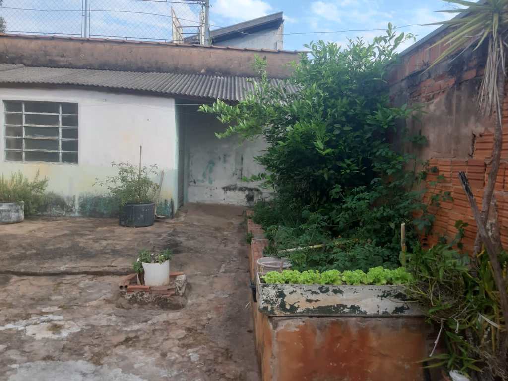 Casa em Agudos, no bairro Centro