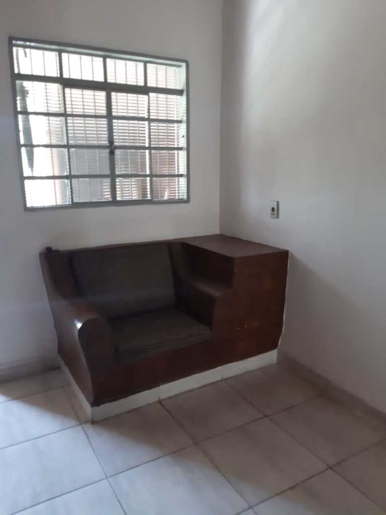 Casa em Agudos, no bairro Centro