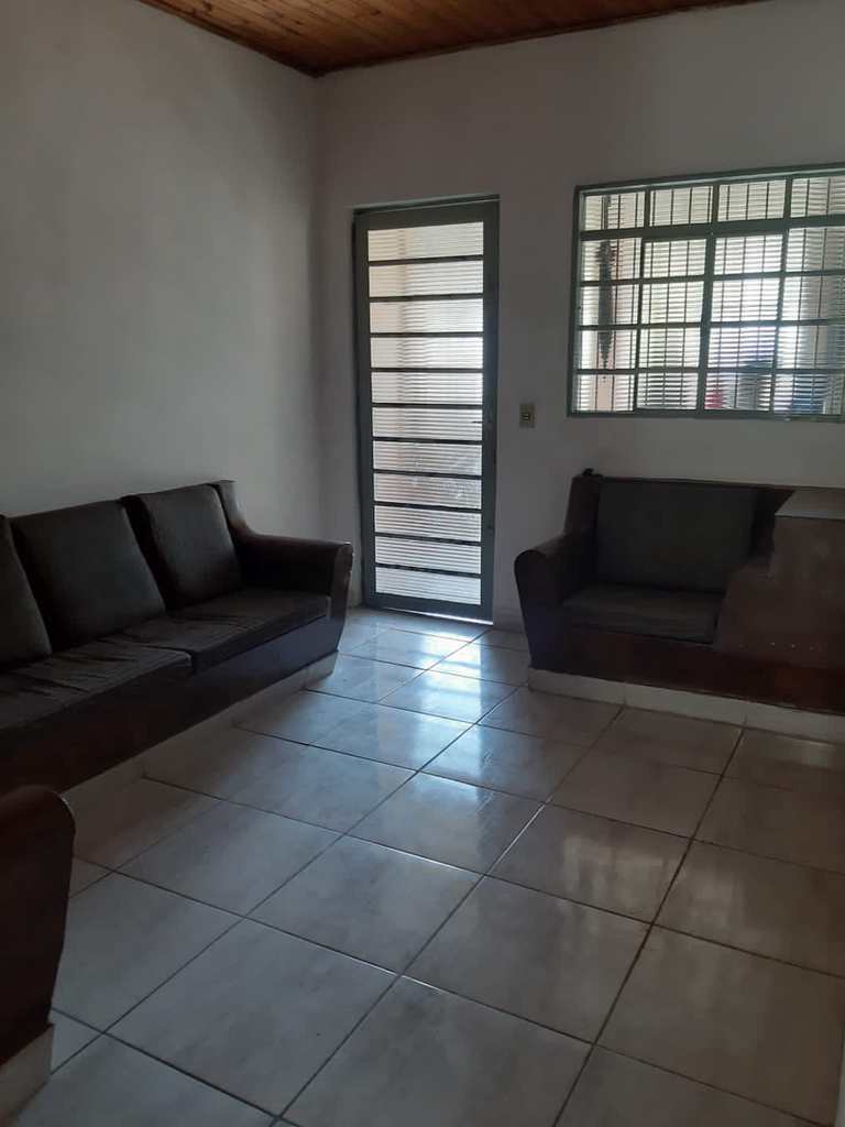 Casa em Agudos, no bairro Centro