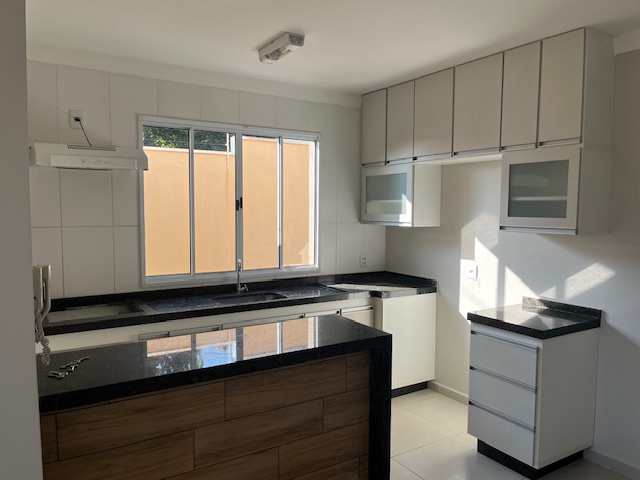 Casa em Agudos, no bairro Jardim Santa Cândida