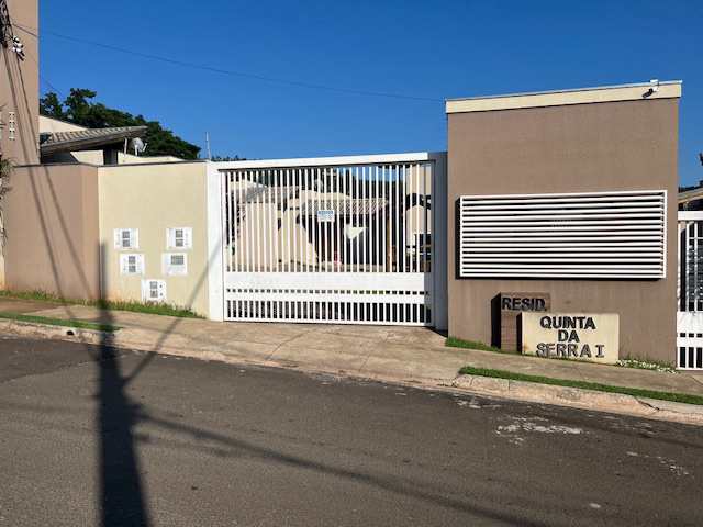 Casa em Agudos, no bairro Jardim Santa Cândida