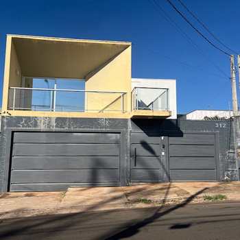 Casa em Agudos, bairro Jardim Canaã