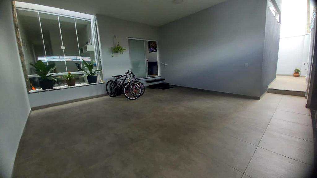 Casa em Agudos, no bairro Reserva Sant'anna