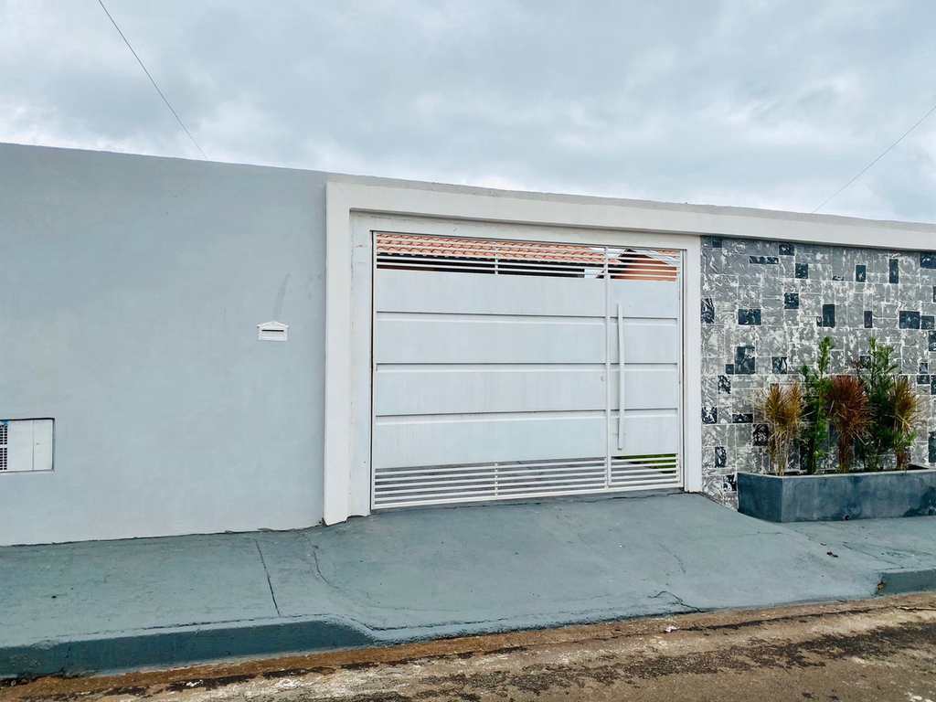 Casa em Agudos, no bairro Vale dos Pinheiros