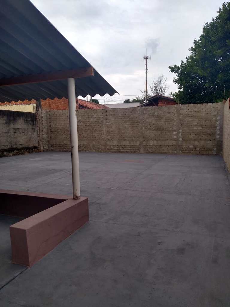 Casa em Agudos, no bairro Parque Santo Antônio