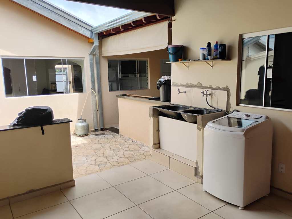 Casa em Agudos, no bairro Jardim Cruzeiro