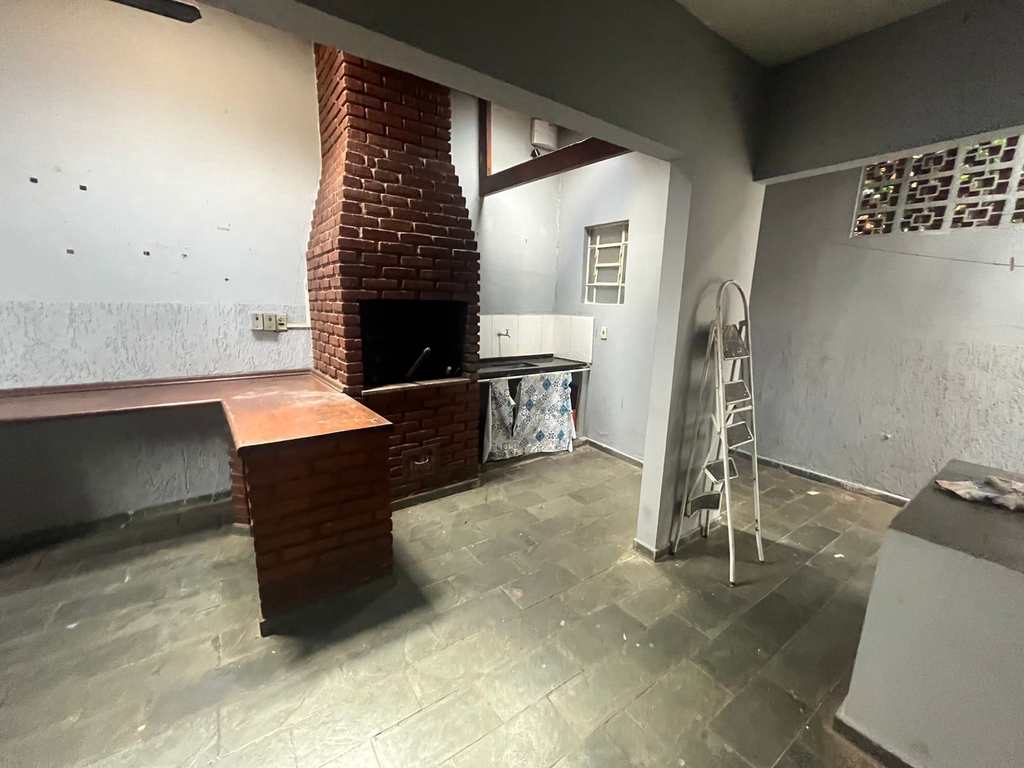 Casa em Agudos, no bairro Centro
