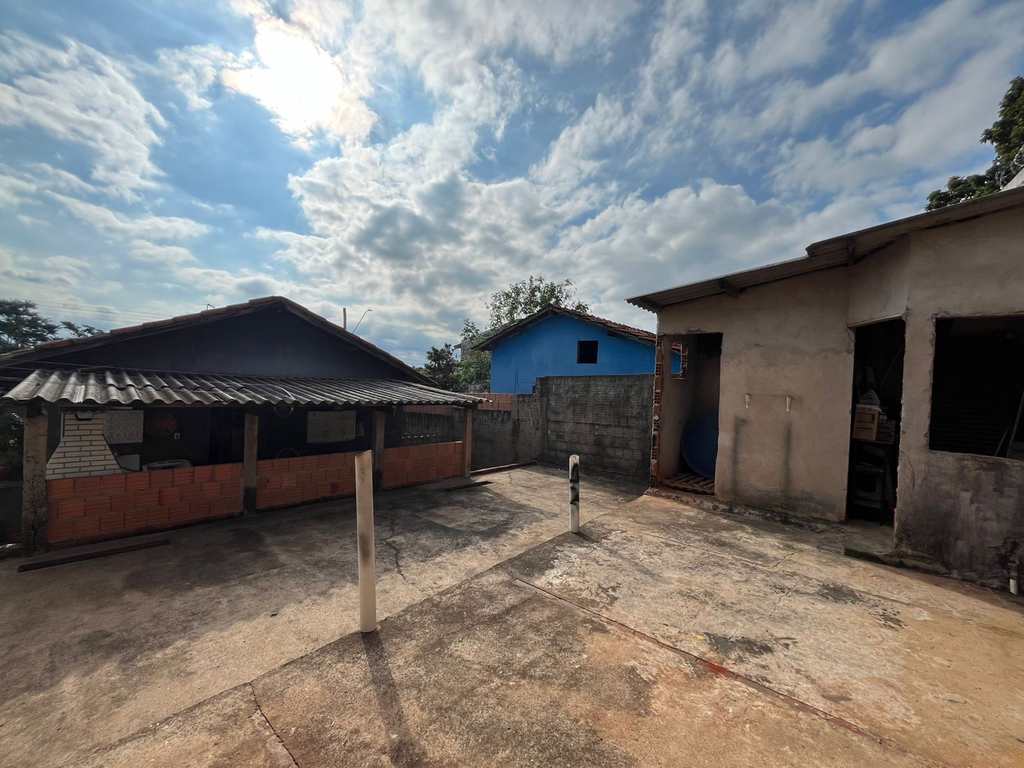 Casa em Agudos, no bairro Jardim Santa Angelina
