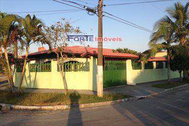 Casa, código 399501 em Praia Grande, bairro Flórida