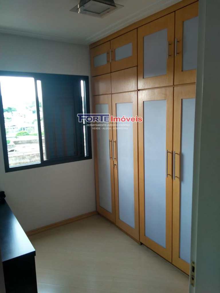 Apartamento em São Paulo, no bairro Vila Romero