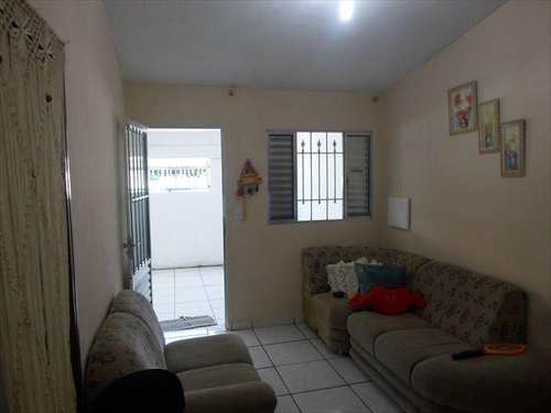 Casa, código 10056000 em São Vicente, bairro Conjunto Residencial Humaitá