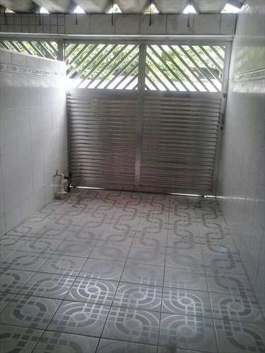 Casa, código 882400 em São Vicente, bairro Vila Mateo Bei