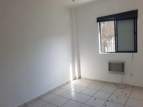 Apartamento, código 1001591308 em São Vicente, bairro Parque São Vicente