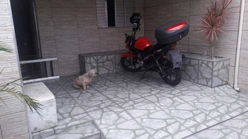 Casa, código 1001591623 em Santos, bairro Castelo