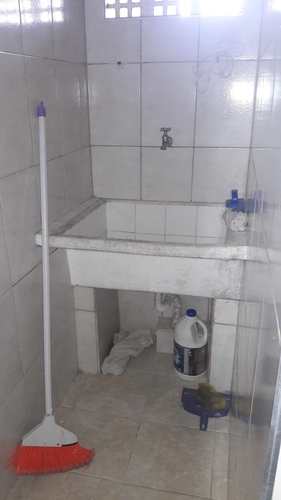 Apartamento, código 1001591826 em São Vicente, bairro Parque Bitaru