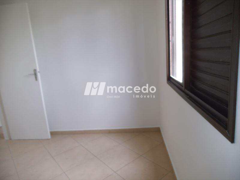 Apartamento em São Paulo, no bairro Jardim Mangalot