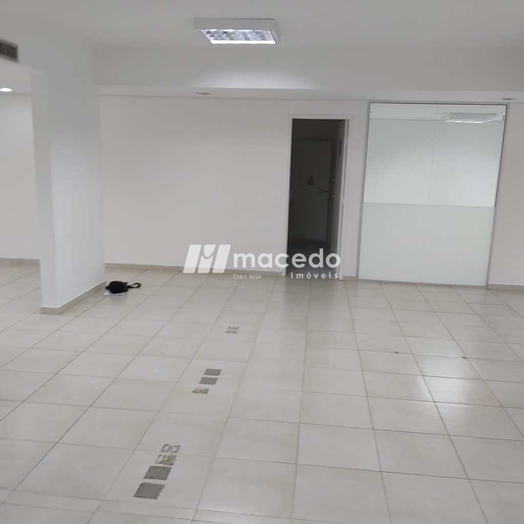 Conjunto Comercial em São Paulo, no bairro Jardim Paulistano