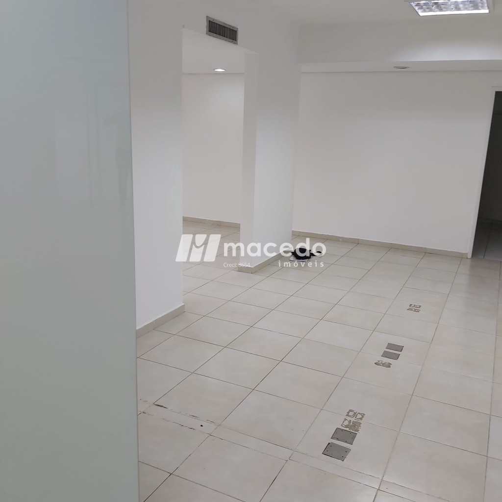 Conjunto Comercial em São Paulo, no bairro Jardim Paulistano