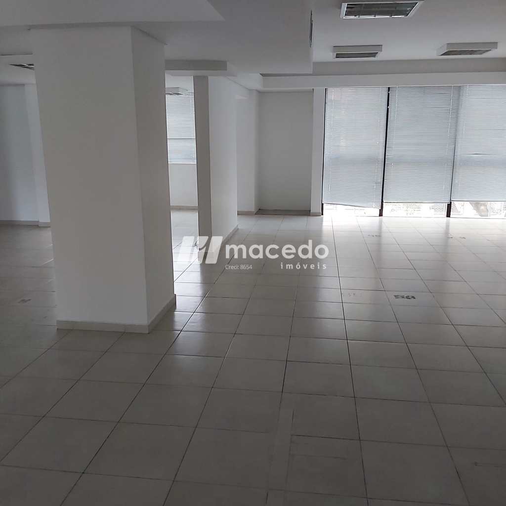 Conjunto Comercial em São Paulo, no bairro Jardim Paulistano